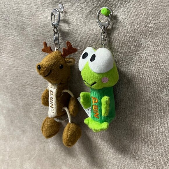 Plush Deer & Frog Pez Container Key Ring - Picture 2 of 4